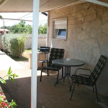 Tatjana Apartman Šišan